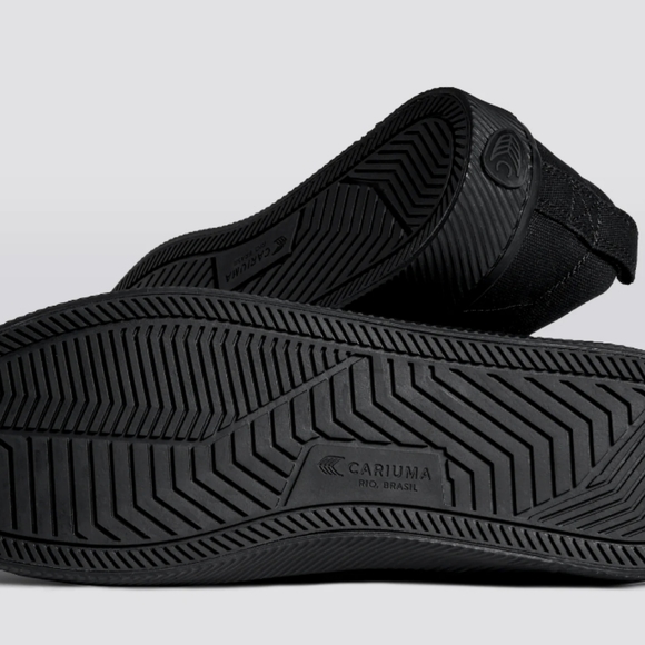 New- worn once- Cariuma Canvas Sneaker - Picture 9 of 10